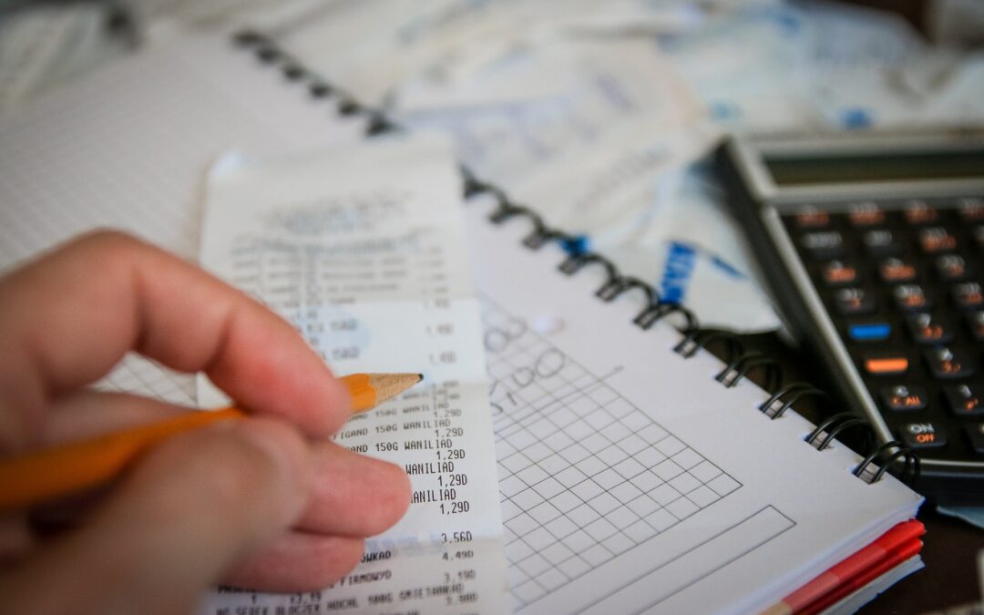 Conceptos básicos de impuestos: Comprender la diferencia entre deducciones estándar y detalladas